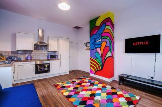 Peace and Love Flat - 5