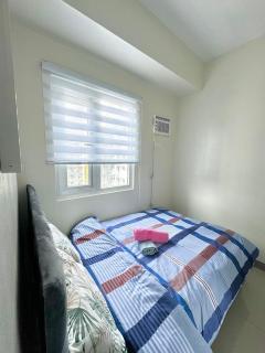 Unit 1 CEZ Condotel at Charm Residence - Manila - 5