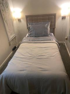 2 beds, 1 sofa-bed, Free parking, Private, near DC - 6