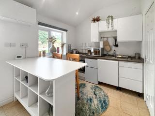 The Cottage - Uk47807 - Merstham - 8
