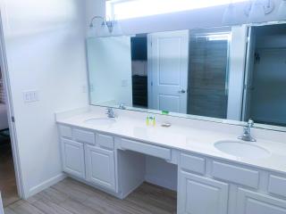 Magic Kingdom Villa - Private Master Bedrooms - 7