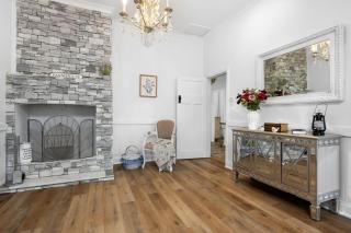 The Dawning an Elegant Victorian Cottage located in Jaspers Brush near Berry - Jaspers Brush - 1