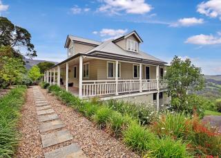 Eagles Rise - Classically Designed Country Home - Berry - 6