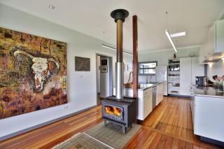 Borrowdale - Expansive Views of the Escarpment - Berry - 4