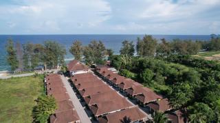 หาดทรายขาวรีสอร์ท - Bang Saphan - 6