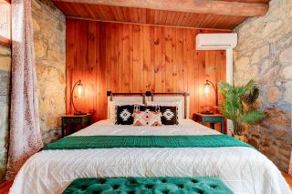 The Furry Lodge Suite #1 - Waynesville - 1