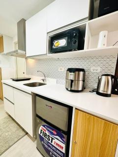 Azure North Staycations - Deseiray's Place - San Fernando - 3