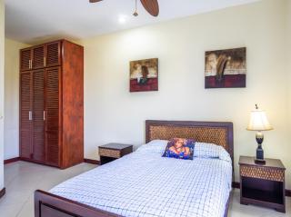La Torre Bay Herradura Beach Condo - Herradura - 4