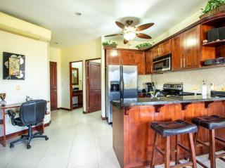 La Torre Bay Herradura Beach Condo - Herradura - 1