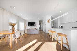 Ivory Cottage - Central Cosy and Stylish - Orange - 0