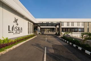 Laska Hotel & Resort Ciletuh - 4