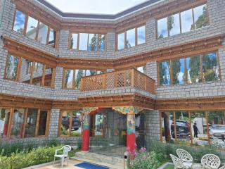 Hotel Antelope Ladakh by LexStays - Leh - 9