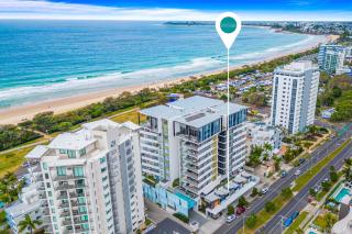 Executive Beachside Getaways - 0