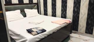Hotel O Golden Palace Homestay - Ayodhya - 5