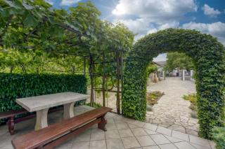 Cesar's Karst Estate - 1