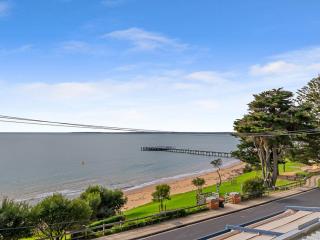 8-17 The Esplanade, Cowes - Cowes - 1