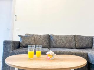 MiKi Apartment Qerret Kavaje 925 - Golem - 1