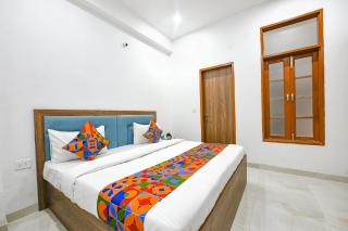 FabHotel Blue Stone Stay - 1