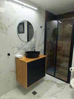 marom apartment - 1