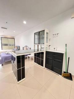 #21 Studio First Subang Mall SS15 Courtyard--2mins to SS15 LRT !2-5PAX! - Subang Jaya - 1