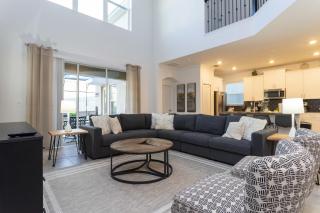 Last Minute Disney Getaway! Private Pool, Hot Tub & Games Room. Book Now! #85715 - Kissimmee - 0