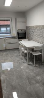 geräumige 4 Zimmer Wohnung mit Balkon - 7