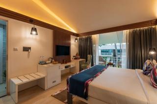 Foxoso La Beach Resort & Spa - 5