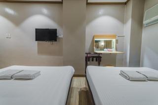Robertson Hotel - Naga - 3