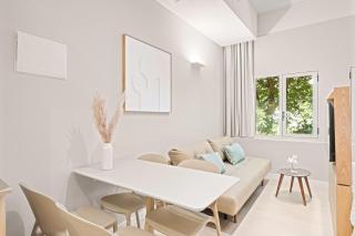 Flowers Studio by Nahalat binyamin - Tel Aviv - 2