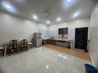 Cosmos Homestay - Kampong Jalan Baharu - 1