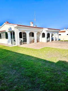 Chalets con piscinas privadas junto al mar - Cala 'n Bosch - 9