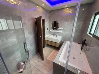 Modern Oasis - Exclusive Guest House Stay with Pool - New Kasama - Lusaka - 5