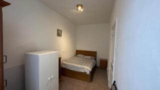 Two Bedroom Flat Close to Newcastle City Centre - 8