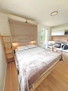 L'écrin paisible - Balcon sur ruisseau, vue montagne & parking - Bielle - 8