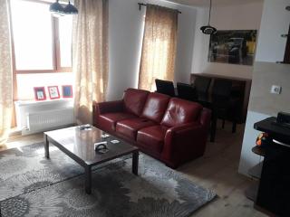 2 room appt in GviTown complex year 2018 - 0