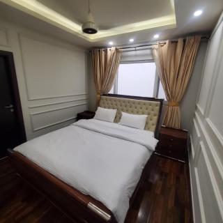 Executive 2BHK Apt in Elysium tower Isb - Islamabad - 3