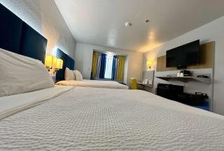 Microtel Inn & Suites by Wyndham Gallup - PET FRIENDLY - Gallup - 5