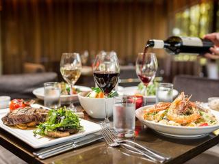 Novotel Canberra - 5