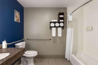 La Quinta by Wyndham San Antonio North Stone Oak - San Antonio - 1