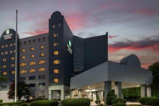 Embassy Suites Charlotte - Charlotte - 7