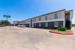 Quality Inn Bastrop - Bastrop - 6
