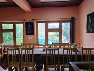 Sangay Guest House Leh-Ladakh By LexStays - Leh - 4
