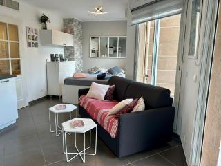 Joli studio climatisé avec Jardin dans résidence avec piscine - Antibes - 6