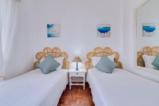 Maresia 2 Bedroom Oceanfront Apartment in Quarteira - Quarteira - 1