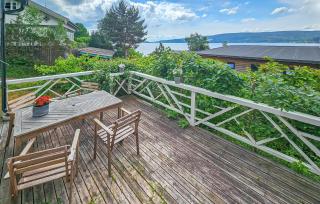 Nice Home In Klokkarstua With Wifi - 9