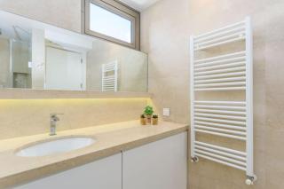 Aphrodite 2-Bedroom Apartment in Mar Mkhayel - Beirut - 2