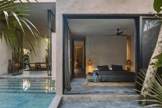 Tulum's Famous Architectural Gem - Tulum - 7