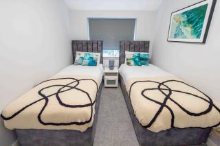 Beautiful, Peaceful, 5 Bedroom home with Hot Tub! - Manchester - 5