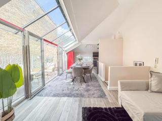 Trendy London Hideaway Apartment - London - 0