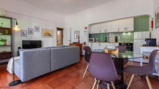Seaside Getaway With Balcony by LovelyStay - Almada - 8